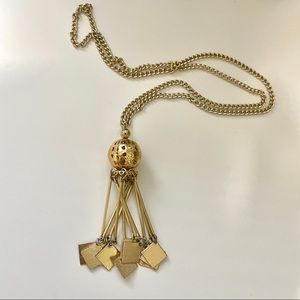 Vintage Gold tone dangling ball necklace